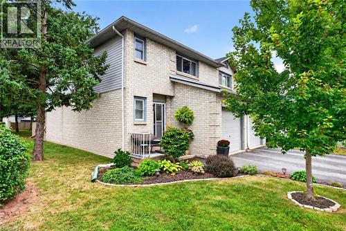 2 Royalwood Court Unit# 20, Stoney Creek, ON 
