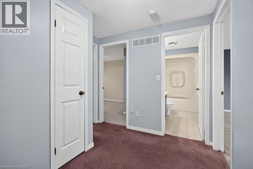 2 Royalwood Court Unit# 20, Stoney Creek, ON 