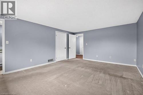 2 Royalwood Court Unit# 20, Stoney Creek, ON 