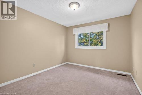 2 Royalwood Court Unit# 20, Stoney Creek, ON 