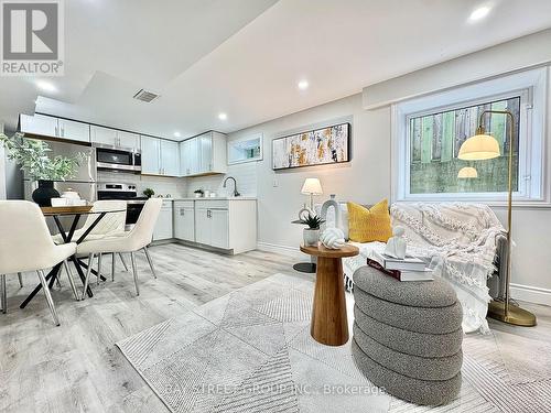 351 East 27Th Street, Hamilton, ON 