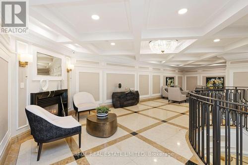 505 - 10 Old York Mills Road, Toronto, ON 