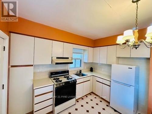 382 Roxton Road, Toronto, ON 