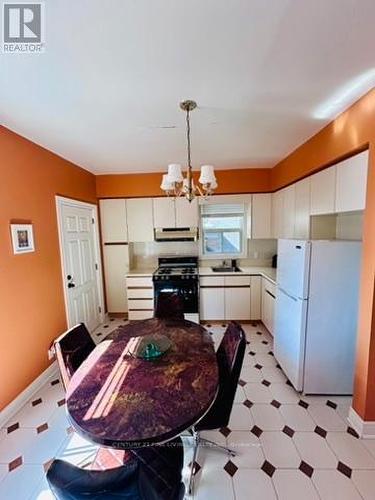 382 Roxton Road, Toronto, ON 