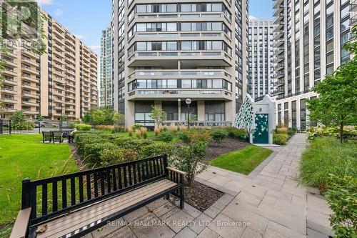 1401 - 240 Heath Street W, Toronto, ON 