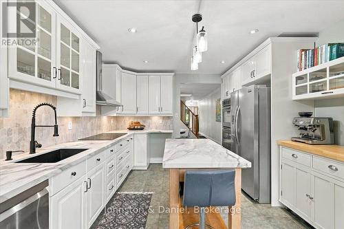 118 Merrill Avenue E, Toronto, ON 