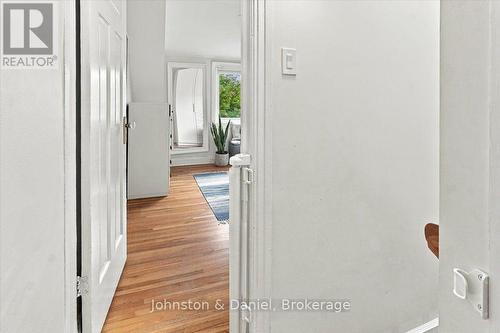 118 Merrill Avenue E, Toronto, ON 
