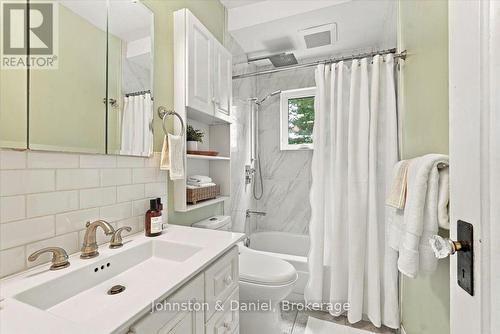 118 Merrill Avenue E, Toronto, ON 