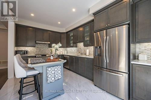 29 Ness Drive, Richmond Hill, ON 