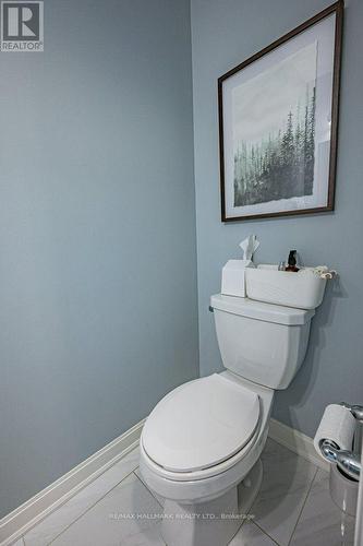 29 Ness Drive, Richmond Hill, ON 