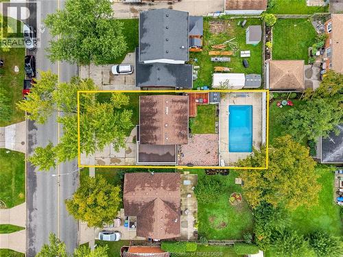 2547 Rivard Avenue, Windsor, ON 