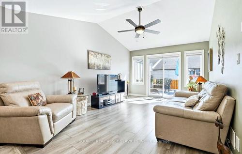 5 Mavis Way, Belleville, ON 