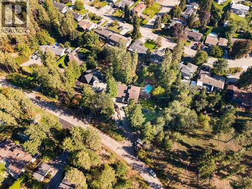 2475 Dunsmuir Road, Kelowna, BC 
