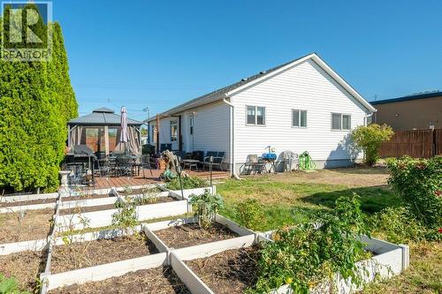 584 Edna Avenue, Penticton, BC 