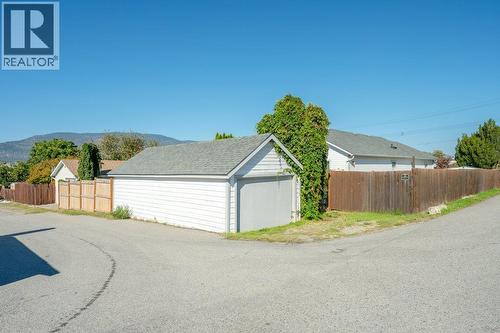 584 Edna Avenue, Penticton, BC 