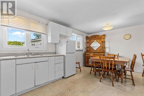 2376 Blackstone Crescent, Ottawa, ON 