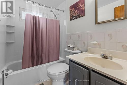 2376 Blackstone Crescent, Ottawa, ON 