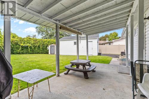 2376 Blackstone Crescent, Ottawa, ON 