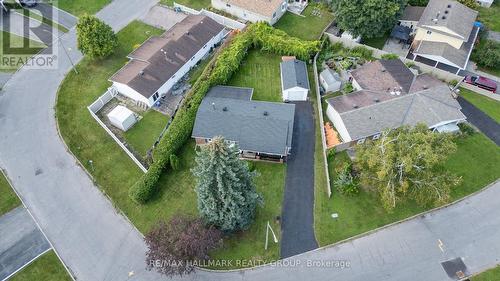 2376 Blackstone Crescent, Ottawa, ON 