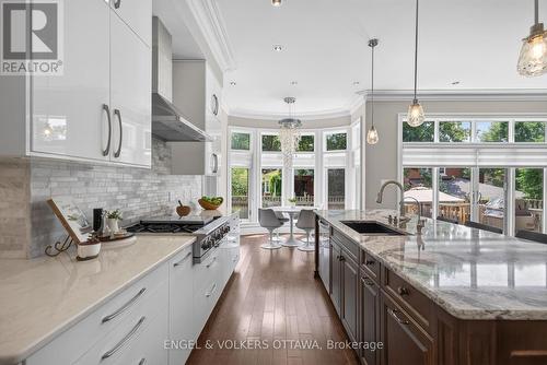 64 Helena Street, Ottawa, ON 