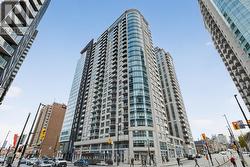 206 - 242 RIDEAU STREET Ottawa, ON K1N 0B7