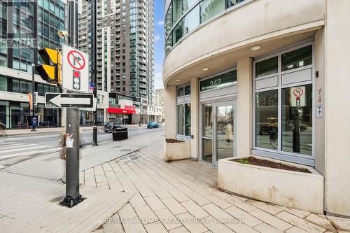 206 - 242 RIDEAU STREET , Ottawa, Ontario K1N 0B7 3