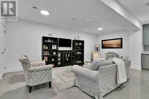 581 Queen Mary Street, Ottawa, ON 
