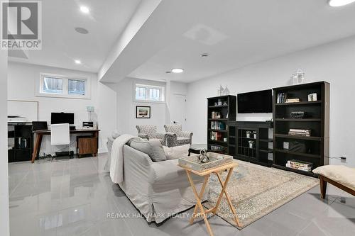 581 Queen Mary Street, Ottawa, ON 