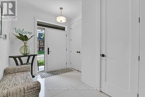 581 Queen Mary Street, Ottawa, ON 