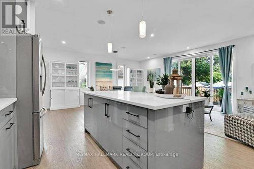 581 Queen Mary Street, Ottawa, ON 
