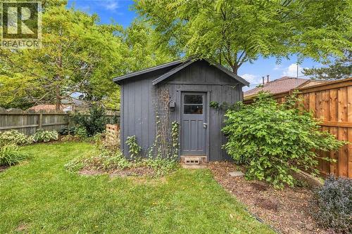 819 Elizabeth Avenue, Sarnia, ON 