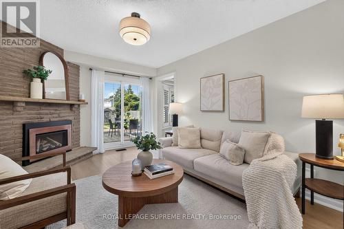 1967 Parkside Drive, Pickering, ON 