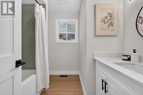 2nd Floor Bathroom - 1967 Parkside Drive, Pickering, ON 