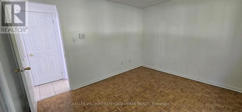 6 - 303 FRONTENAC AVENUE , Oshawa, Ontario L1J 2A7 3