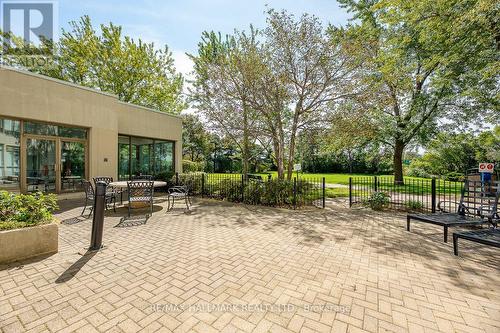 Patio - 978 - 1 Greystone Walk Drive, Toronto, ON 