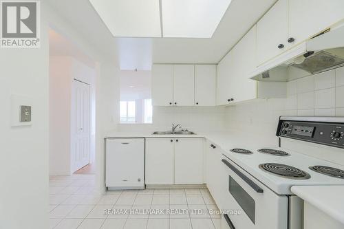 978 - 1 Greystone Walk Drive, Toronto, ON 