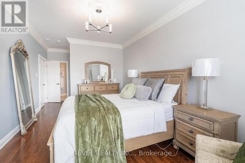 49 Victoria Street E, Innisfil, ON 