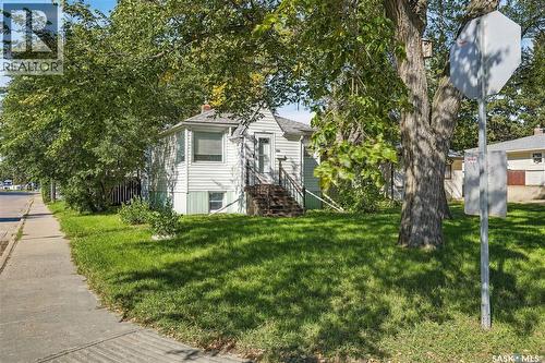 1280 King Street, Regina, SK 