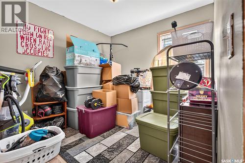 J5 1295 9Th Avenue Ne, Moose Jaw, SK 