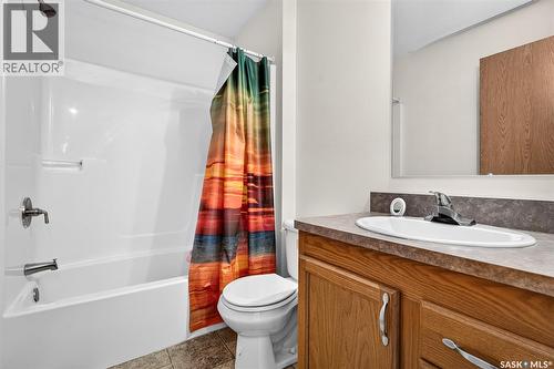 J5 1295 9Th Avenue Ne, Moose Jaw, SK 
