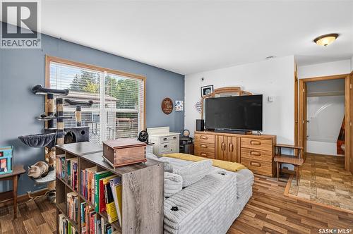 J5 1295 9Th Avenue Ne, Moose Jaw, SK 