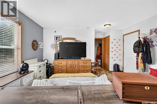 J5 1295 9Th Avenue Ne, Moose Jaw, SK 