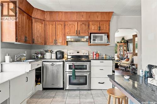 2210 20Th Street W, Saskatoon, SK 