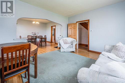 3027 Patrick Street, Howick, ON 