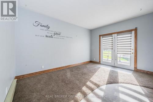 3027 Patrick Street, Howick, ON 
