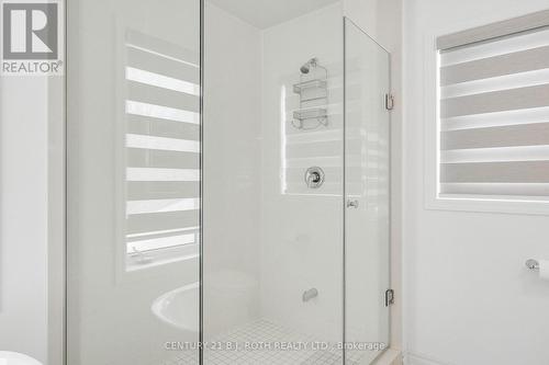 Primary En-Suite Walk-In Shower - 22 Dyer Crescent, Bracebridge, ON 