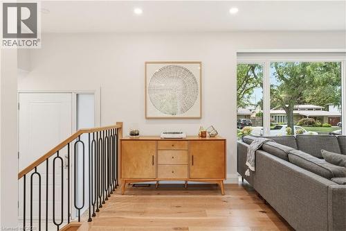 3368 Guildwood Drive, Burlington, ON 