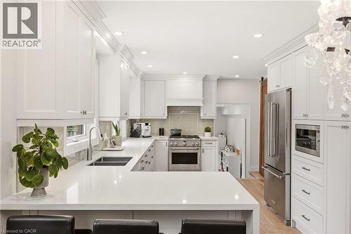 3368 Guildwood Drive, Burlington, ON 