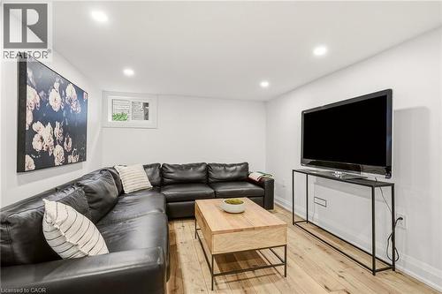 3368 Guildwood Drive, Burlington, ON 