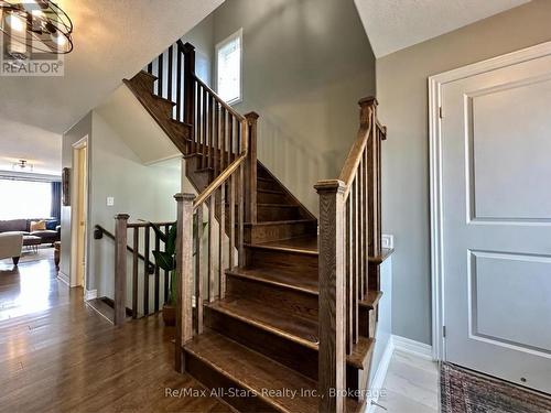 9 Briarwood Avenue, Kawartha Lakes (Lindsay), ON 